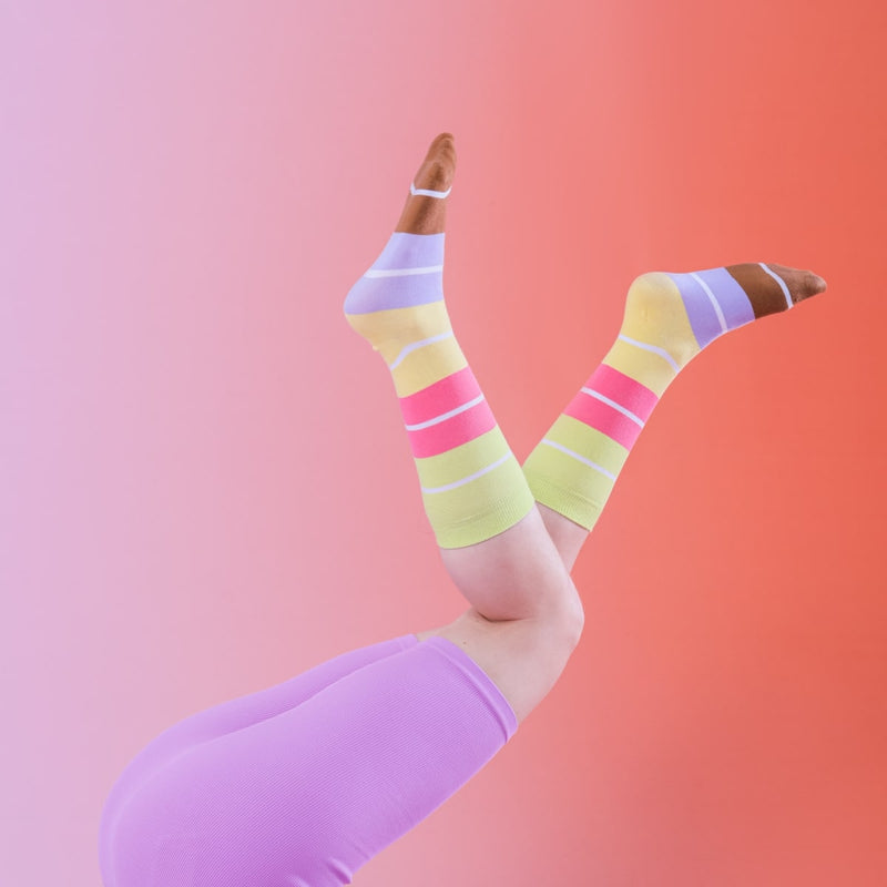 Kojinės Sausainiai Makarunai, žaismingos spalvotos kojinės, Originali dovana vyrams, moterims, vaikams ir paaugliams, universalus dydis, Macaron pyragaičių formos kojinės  - EAT MY SOCKS Bon Macaron