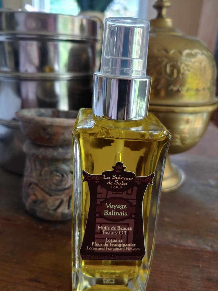 La Sultane de Saba  veido kaukė,veido pilingas,taukmedžio sviestas,veido serumas,kuno losijonas,kuno kremas,juodasis muilas,veido pilingas kuno pilngas veido kremas Kūno aliejai kūnui  kuno kvepalai, kuno dulksna,veido dulksna ,grozioplanas.lt