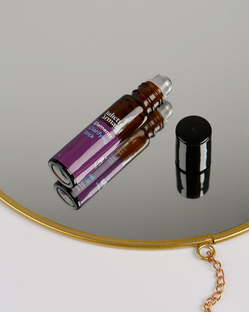 Juliette Armand Spuogus Naikinantis Pieštukas sumažina odos uždegiminius procesus ir suteikia greitesnį odos atsinaujinimą ir seborėjinį reguliavimą