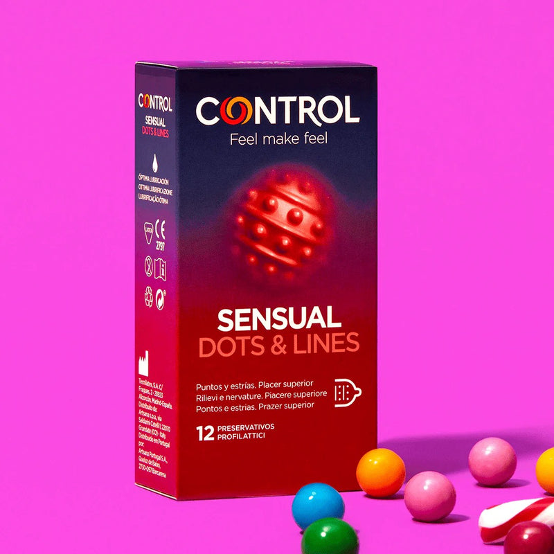 Stimuliuojantys Latekso prezervatyvai su Iškiliais taškeliais CONTROL Sensual Dots & Lines