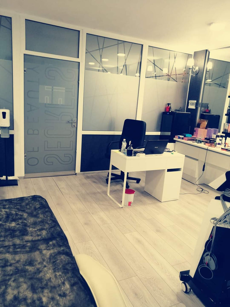 Grožio salonas Šilutėje - AurelijosSPA | Veido ir kūno procedūros, HydraFacial veido valymas, Limfodrenažinis masažas ir Dovanų kuponai