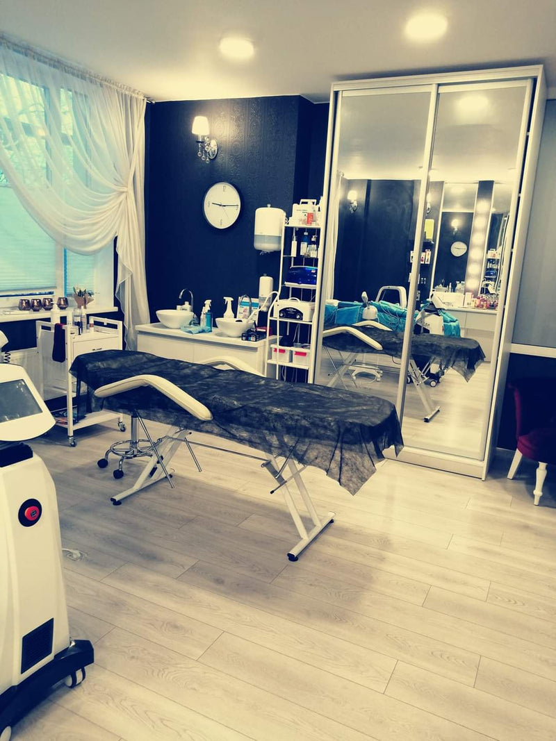 Grožio salonas Šilutėje - AurelijosSPA | Veido ir kūno procedūros, HydraFacial veido valymas, Limfodrenažinis masažas ir Dovanų kuponai