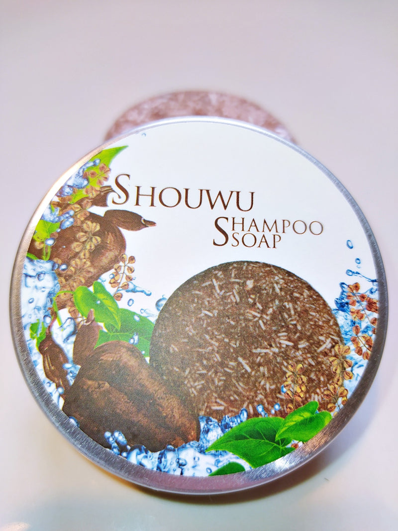 Natūralus Kietas Šampūnas su Shou Wu vaistažolėmis plaukų augimui - LUCIO