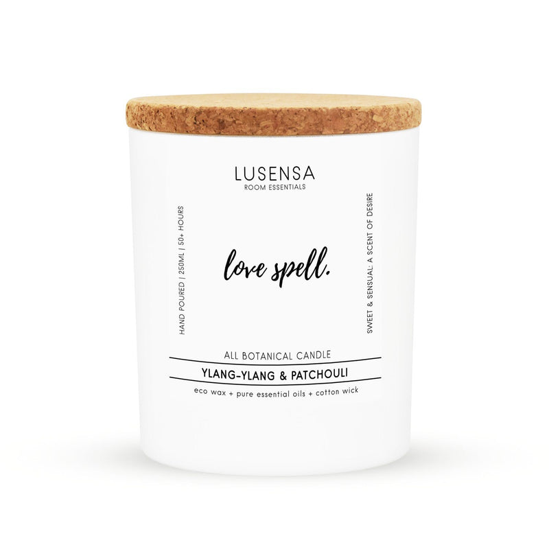 Prabangi kvepianti namų žvakė "MEILĖS BURTAI" - tai natūralus afrodiziako aromatas - LUSENSA