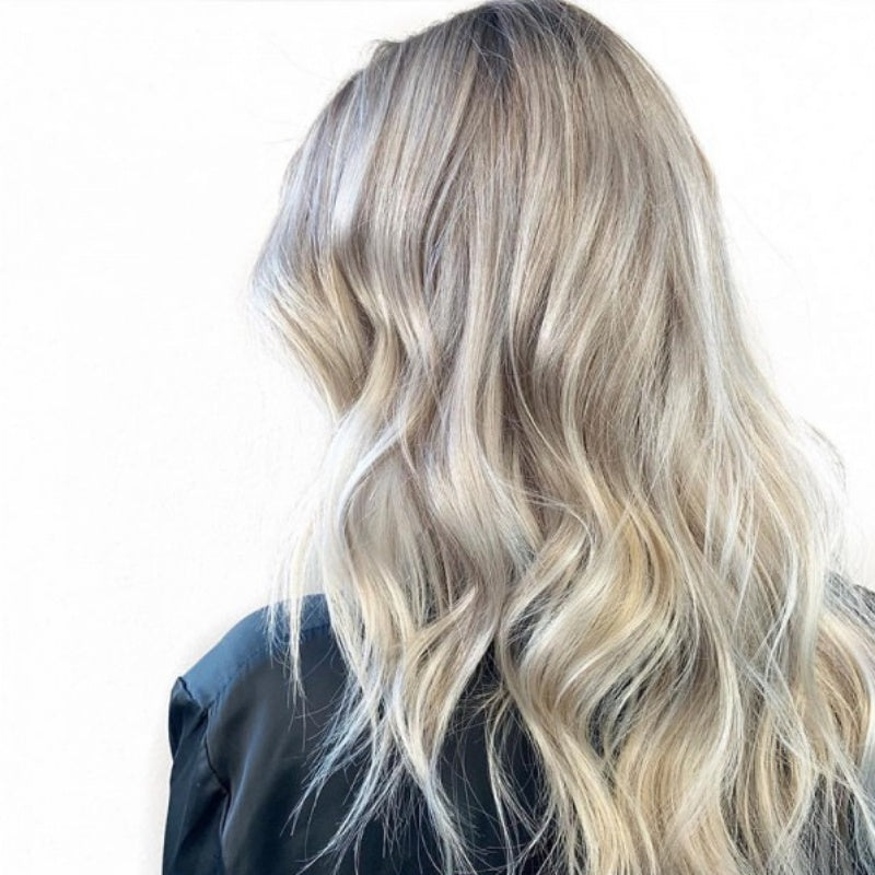 HH SIMONSEN ROD VS12 Profesionalus keramikinis plaukų garbanojimo įrankis formuoja ilgai išliekančias garbanas, puikiai tinka netvarkingų, kampuotų garbanų formavimui, kurios išsilaikys nuo ryto iki vakari